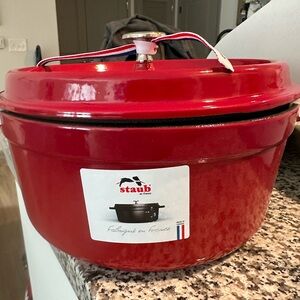 New in box Staub 4qt Cocotte